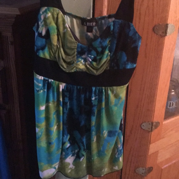 Tank top - Picture 1 of 2